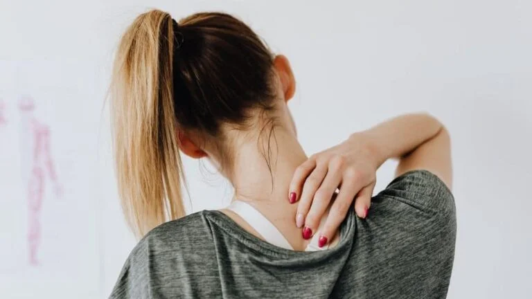 Cervical Spondylitis: 7 Ways To Reduce Neck Pain Naturally